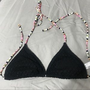 Gently used forever 21 neon crochet bikini top L